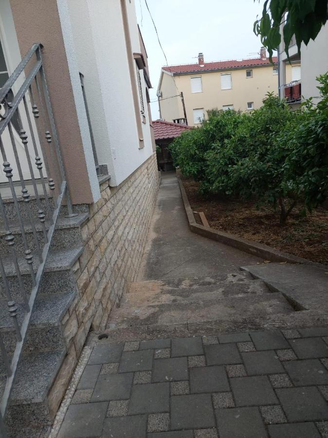 Apartments "Jope I Toni" Биоград на Мору Екстериор снимка