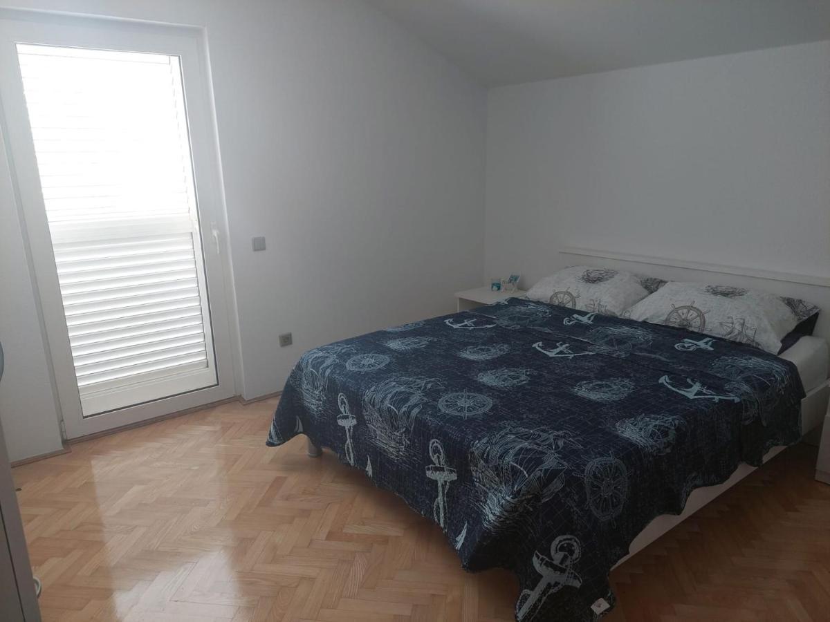 Apartments "Jope I Toni" Биоград на Мору Екстериор снимка